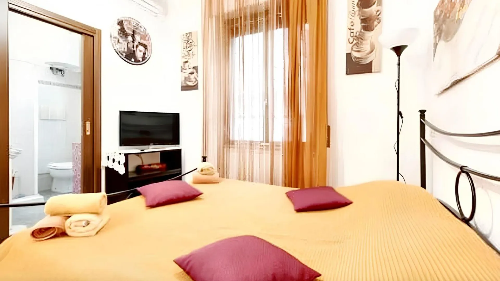 Elegant Studio In Rome Near Historic Centre 402 M² Parking Included Italy